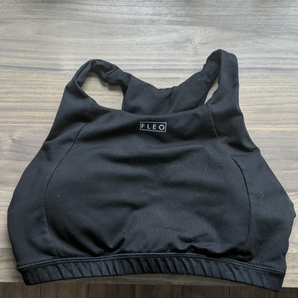 FLEO Jourdaine sports bra size M